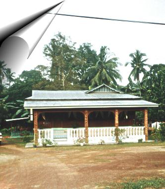 Rumah Desa Di Kampung Parit Kassan